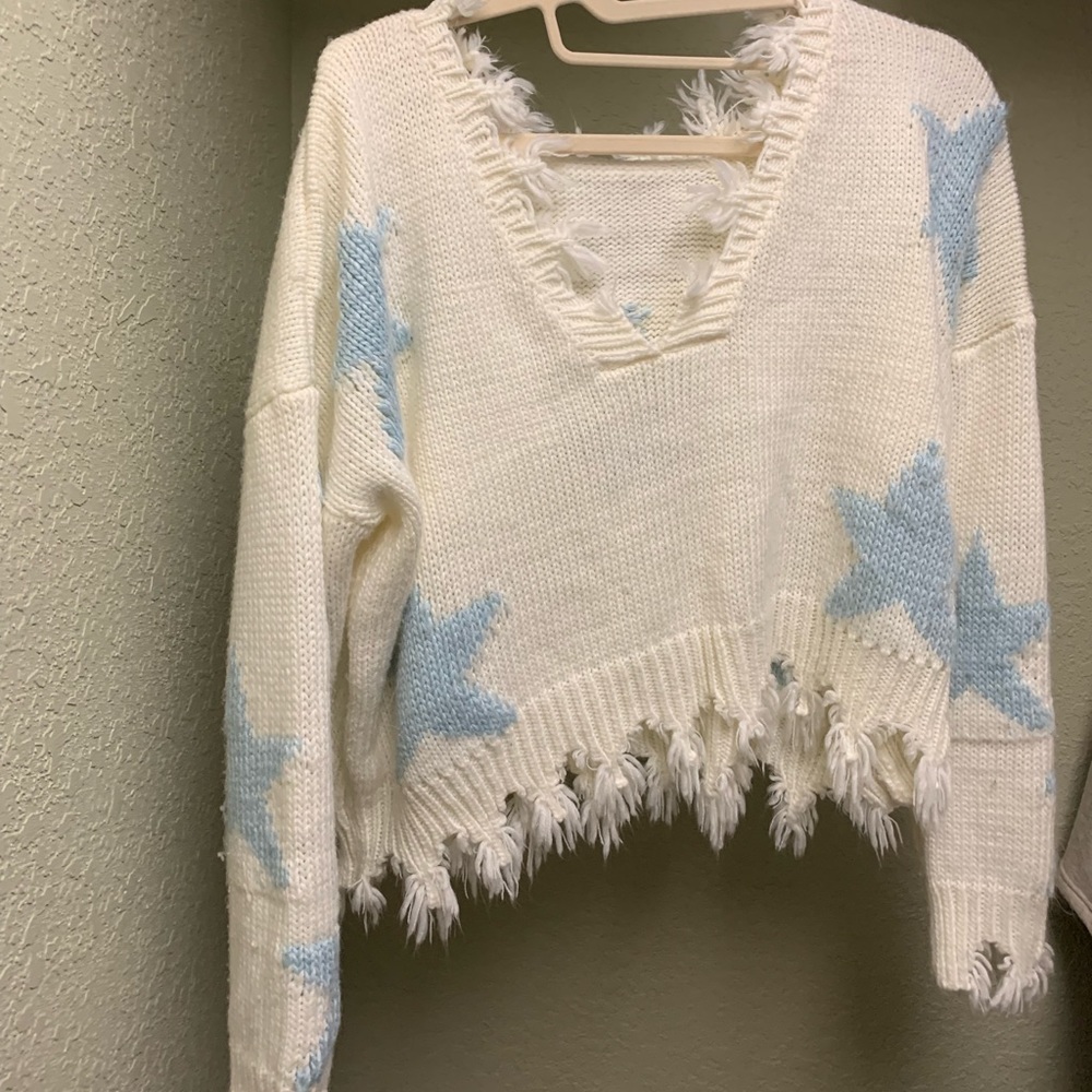 Distressed Cropped sweater